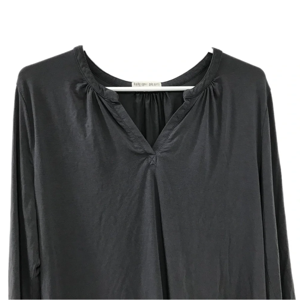 Barefoot Dreams Gray Luxe Milk Jersey Namaste Top - Picture 3 of 7